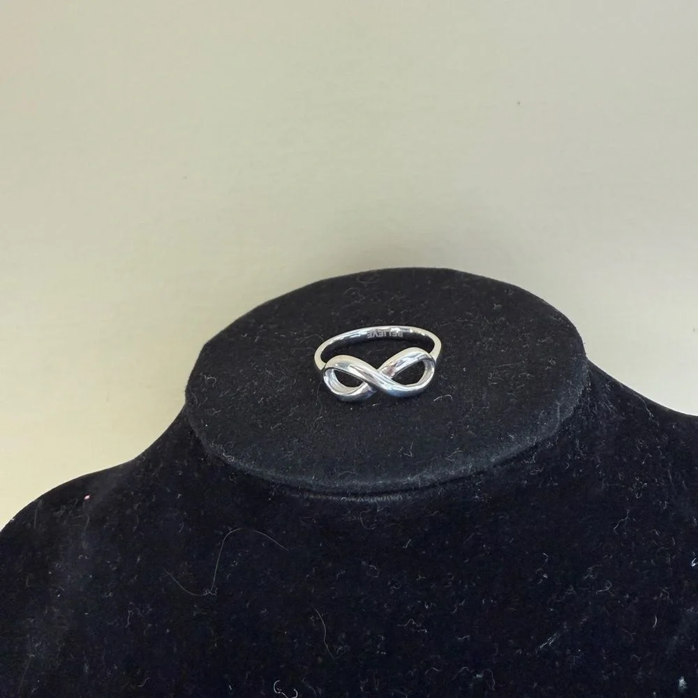 Sterling Silver Size 8 Infinity‎ Ring